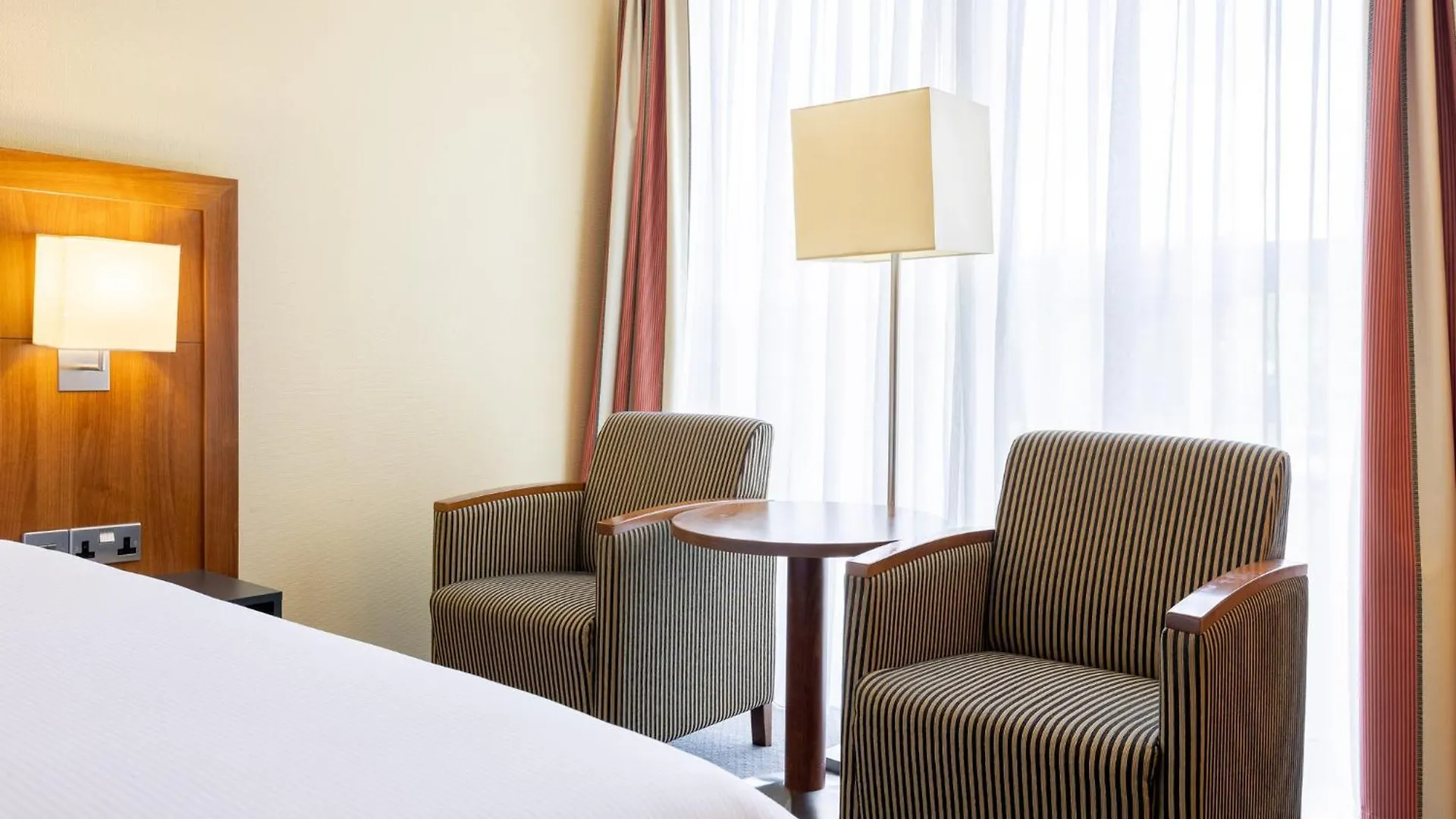 Holiday Inn Newcastle Gosforth Park By Ihg Seaton Burn 4*,